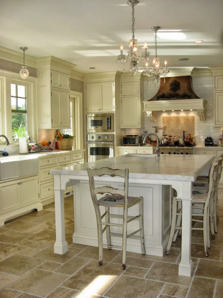 Personalized Kitchen by Belle Ville Design Build - Photo 4