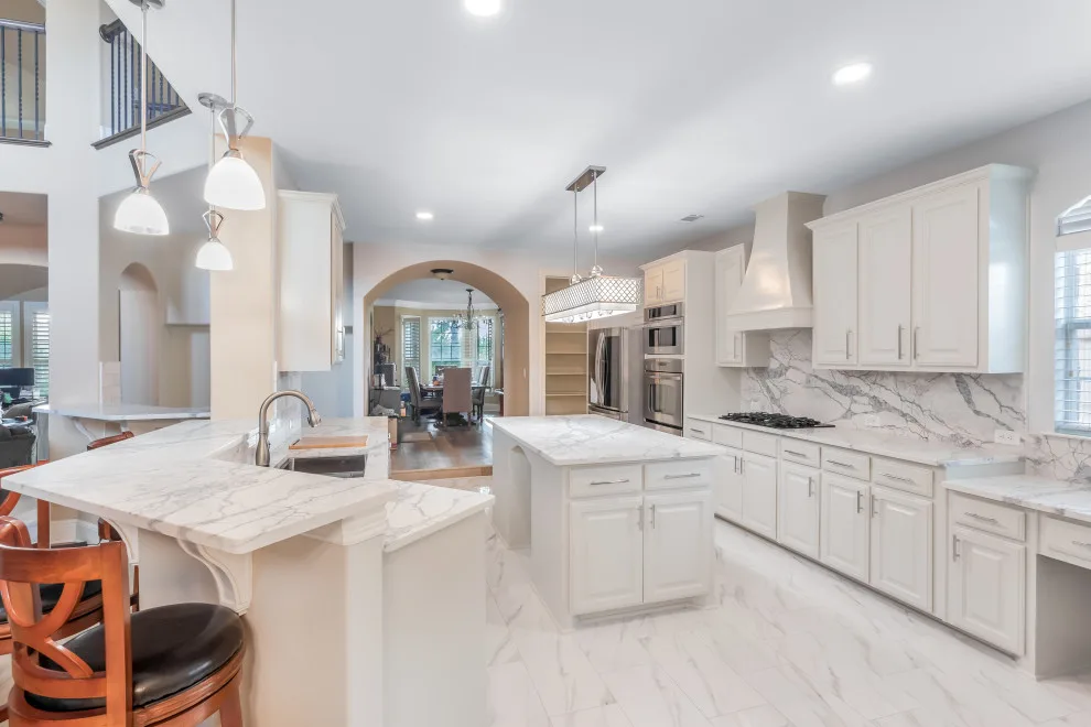 Bespoke Kitchen by Dallas Bathroom & Kitchen Remodeling - Photo 7