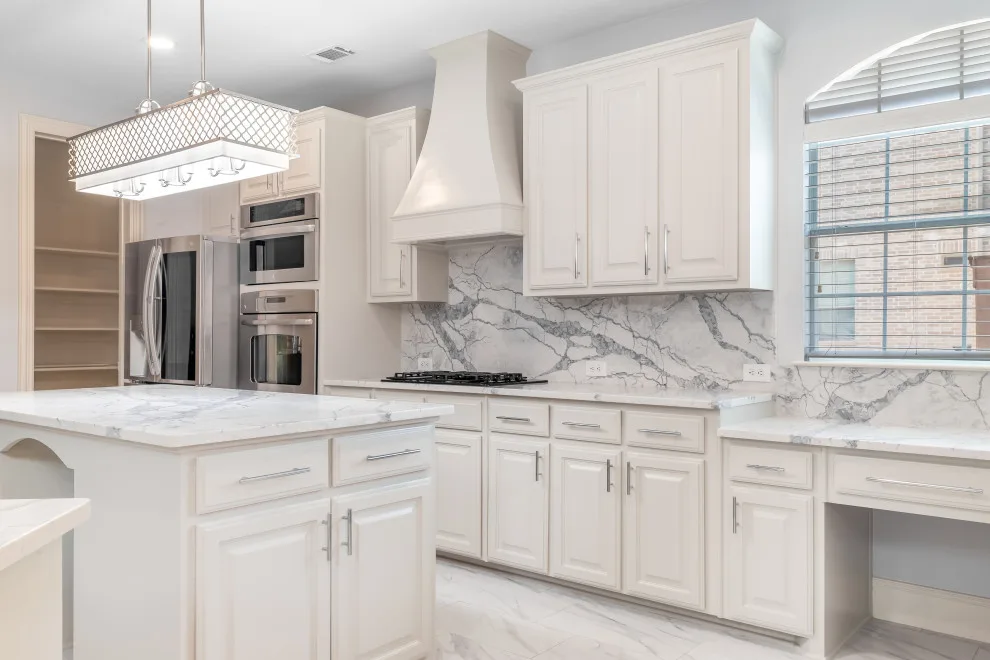 Dallas Bathroom & Kitchen Remodeling - Photo 7