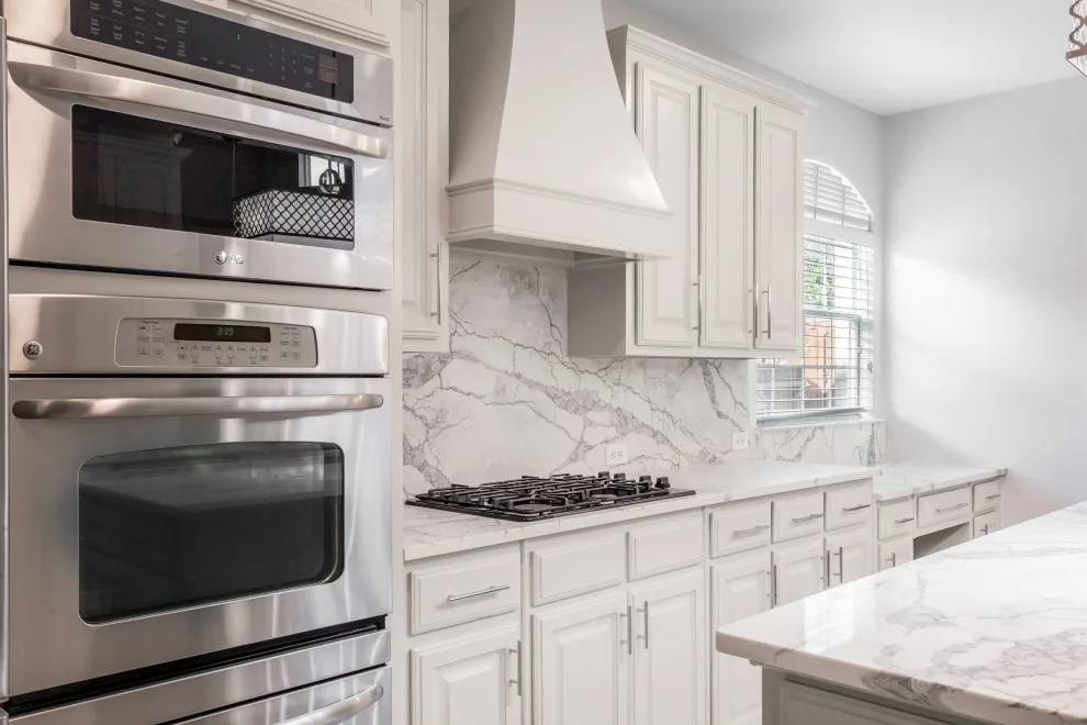 Bespoke Kitchen by Dallas Bathroom & Kitchen Remodeling - Photo 11