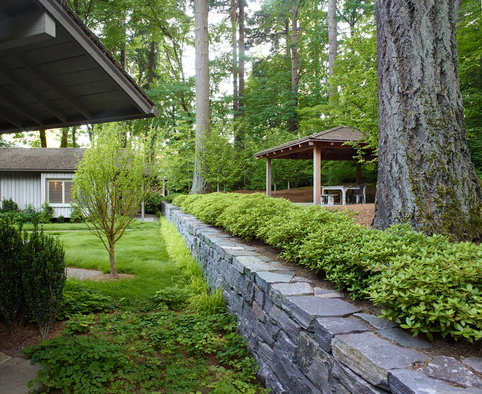 Lake Oswego Residence by JP Stone Contractors, Inc. - Photo 2