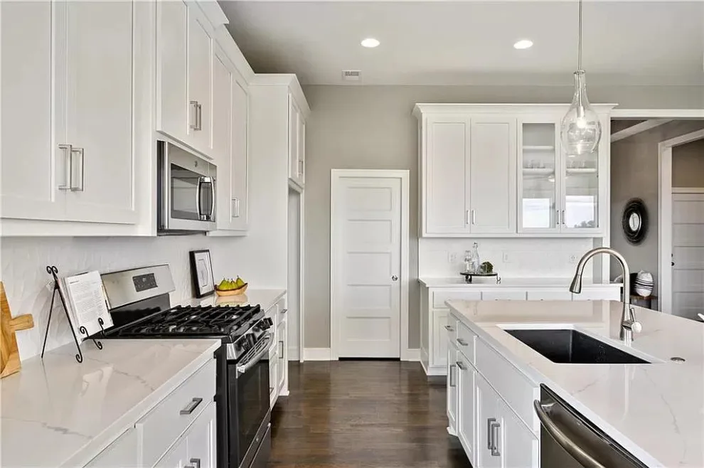 Bespoke Kitchens by Diamond Design & Build LLC - Photo 2