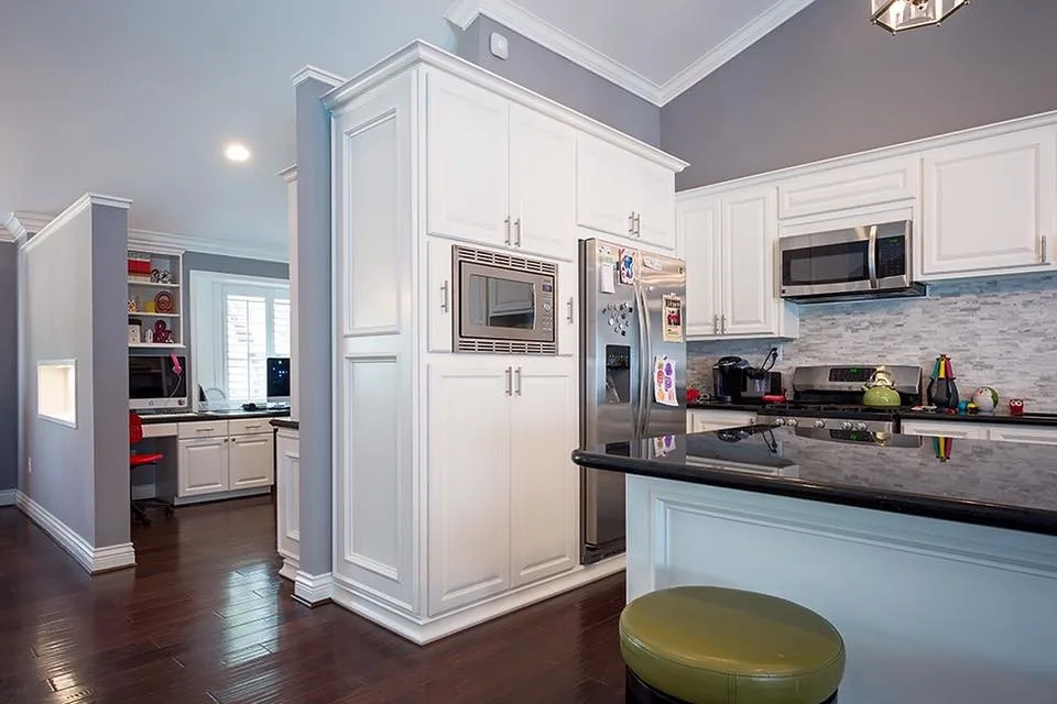 Artisan Renovations - Photo 2