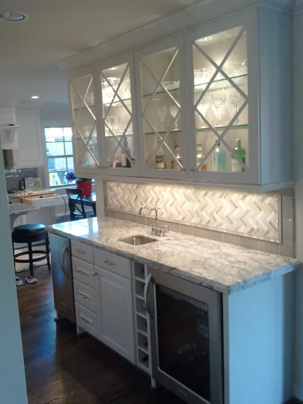 Houston Transitional Kitchens by Artisan Renovations - Photo 11