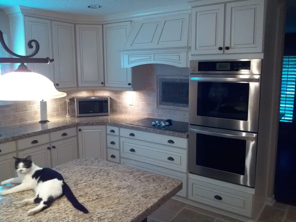 Houston Transitional Kitchens by Artisan Renovations - Photo 20