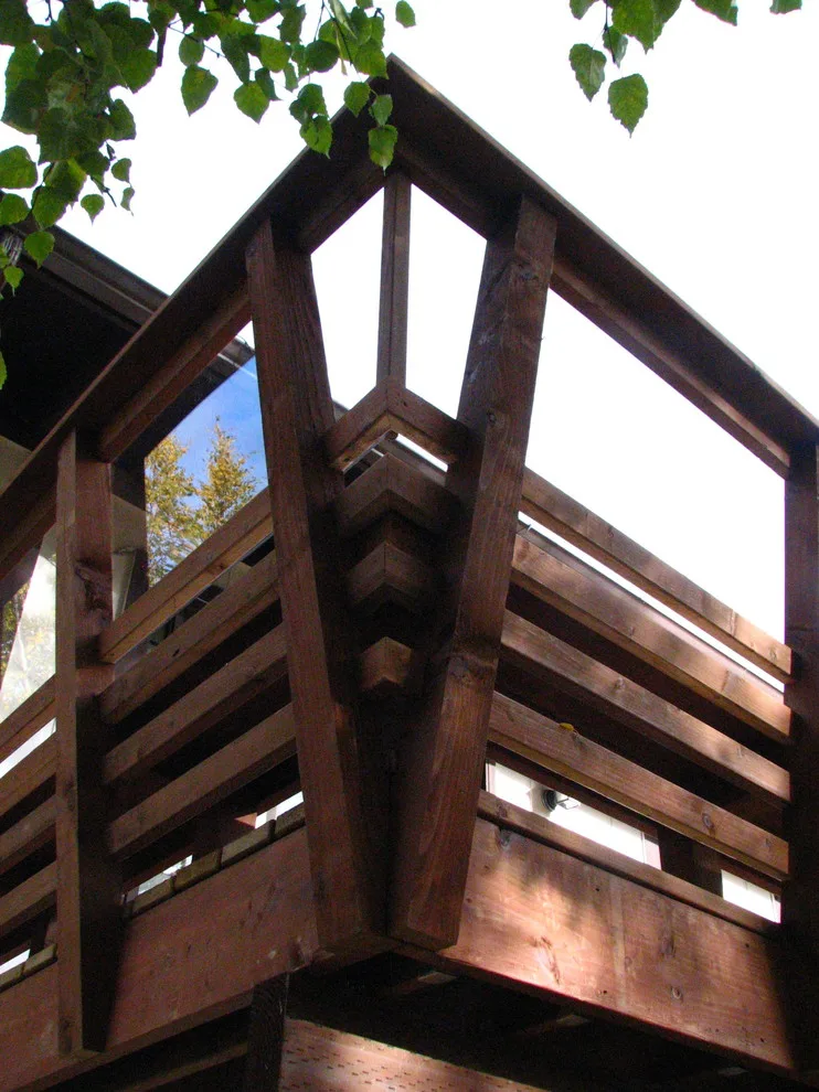 bespoke upper-level deck by Skyline Remodeling - Photo 4