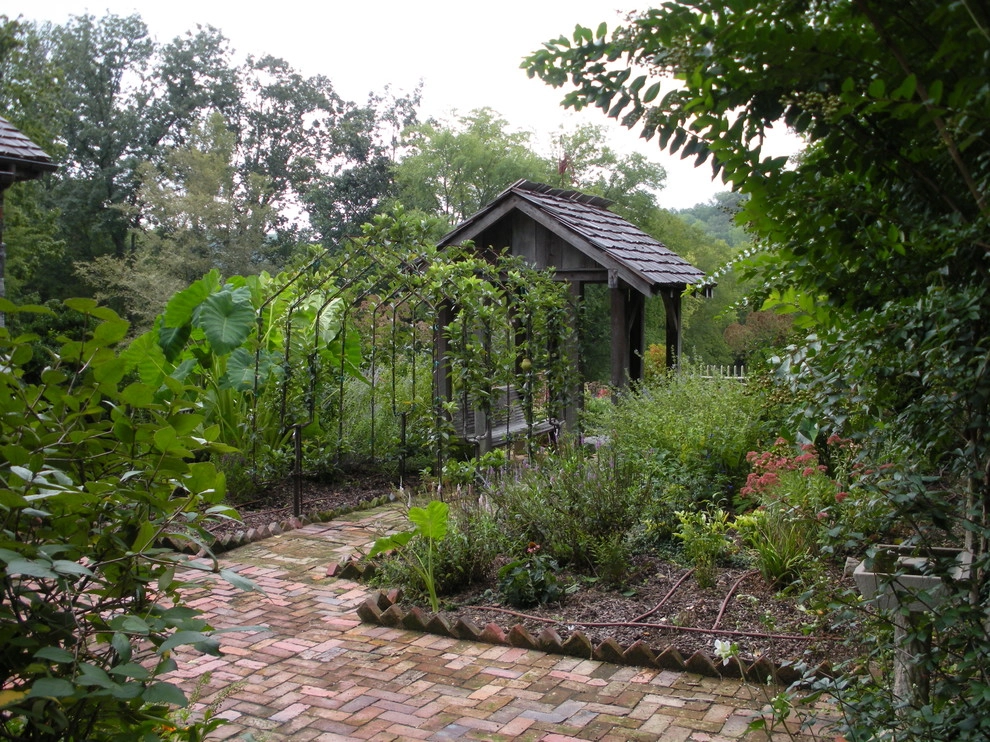 JS Gardening, LLC - Photo 2