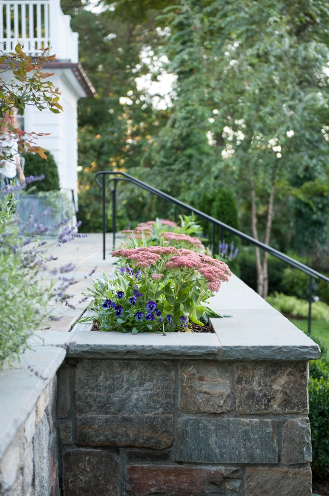 NYC Suburb: Family-Friendly Elegance by Julie Moir Messervy Design Studio (JMMDS) - Photo 8
