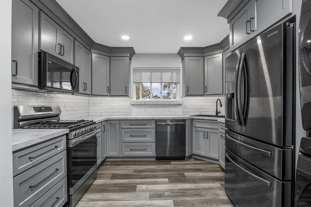 D & T in Southern County by Cabinetry By Design - Photo 9