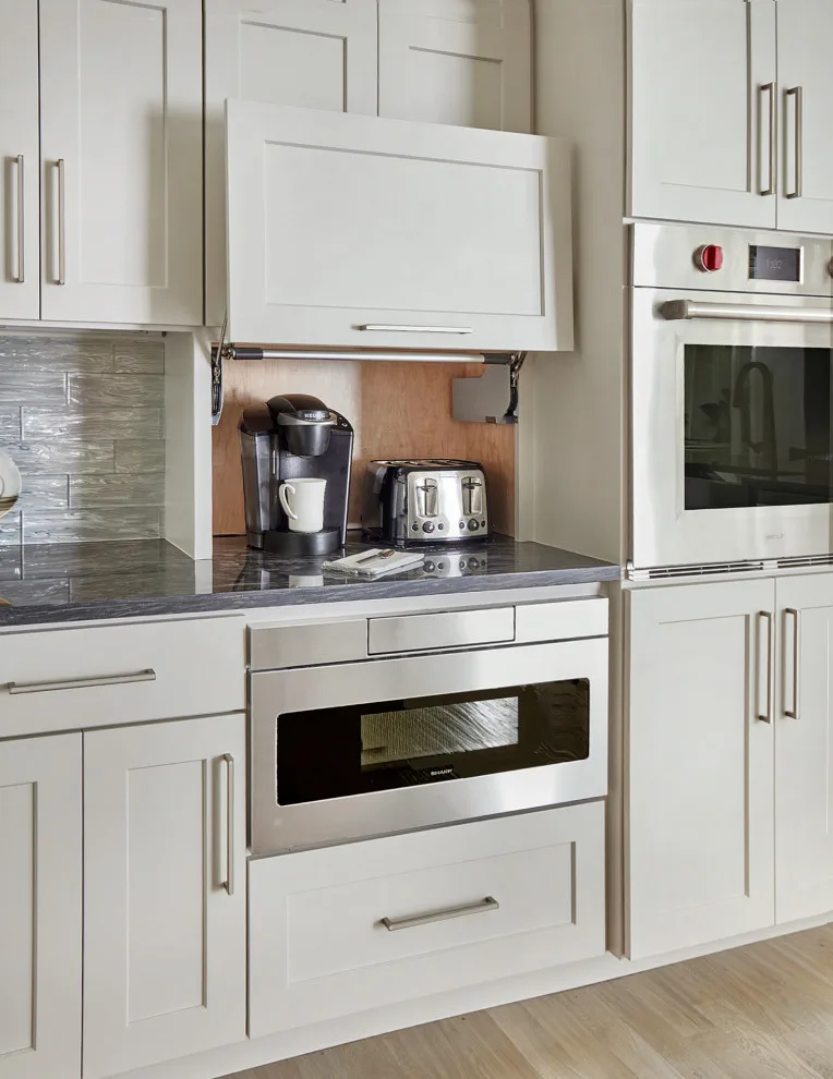 Dallas Transitional Cabinetry for Kitchens by Kitchen, Bath & Home - Texas - Photo 3