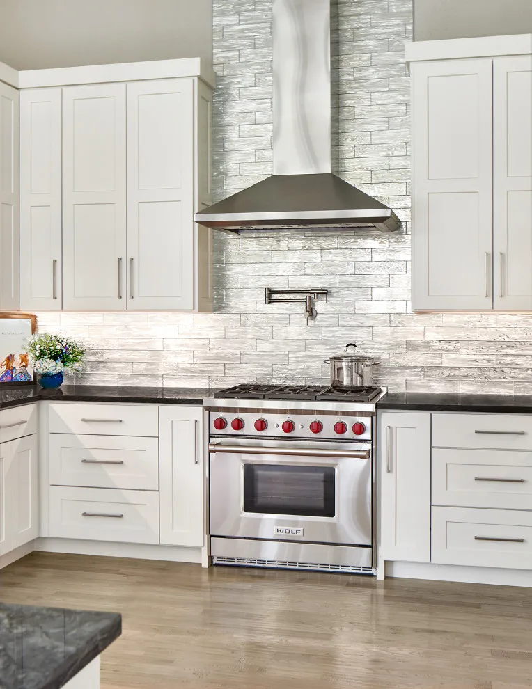 Dallas Transitional Cabinetry for Kitchens by Kitchen, Bath & Home - Texas - Photo 2