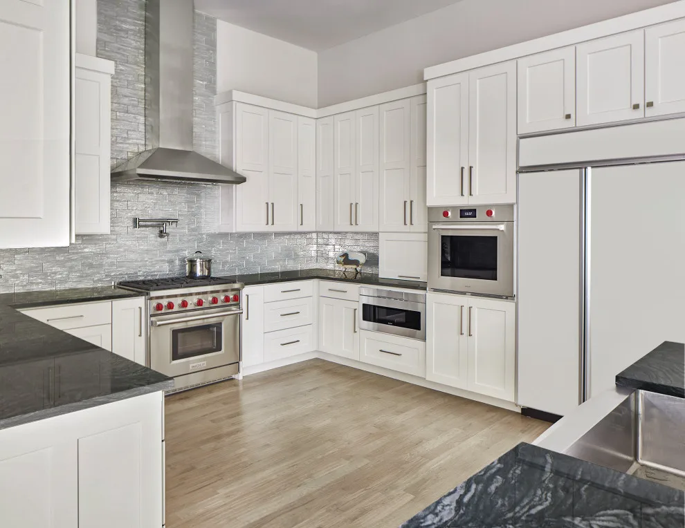 Dallas Transitional Cabinetry for Kitchens by Kitchen, Bath & Home - Texas - Photo 4