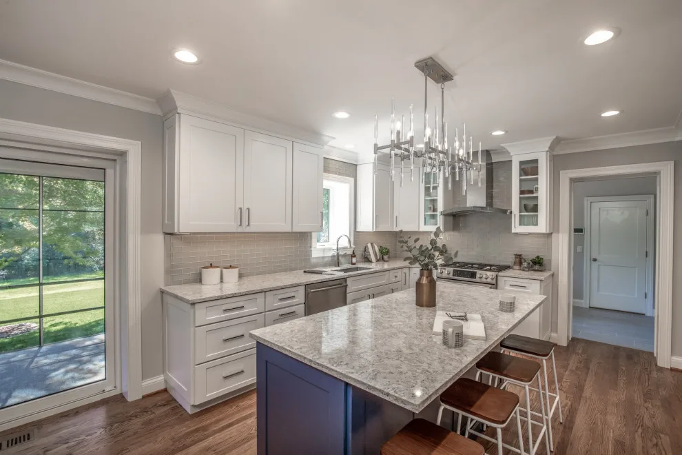 Brilliant White Kitchen by Callier & Thompson Kitchens, Baths And Appliances - Photo 3