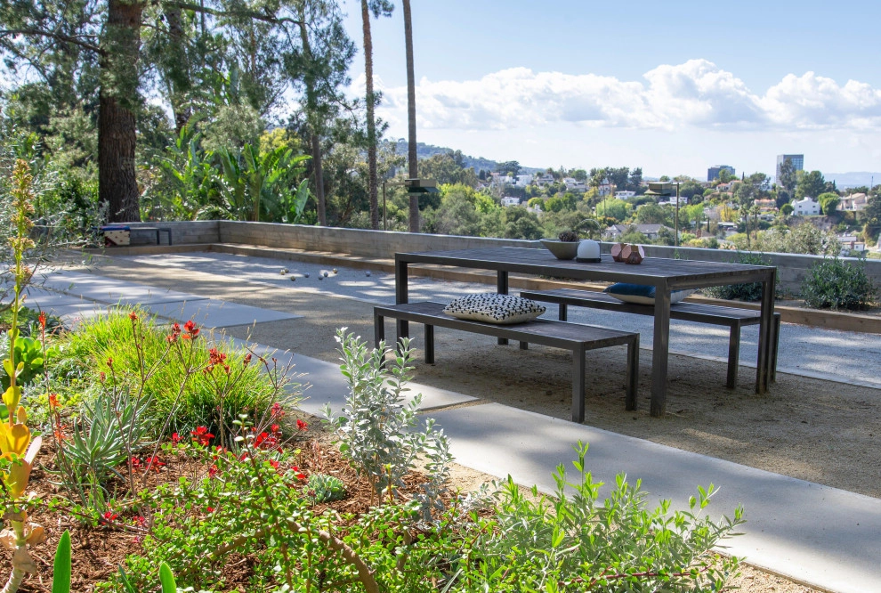 Los Angeles Hilltop by June Scott Design - Photo 3