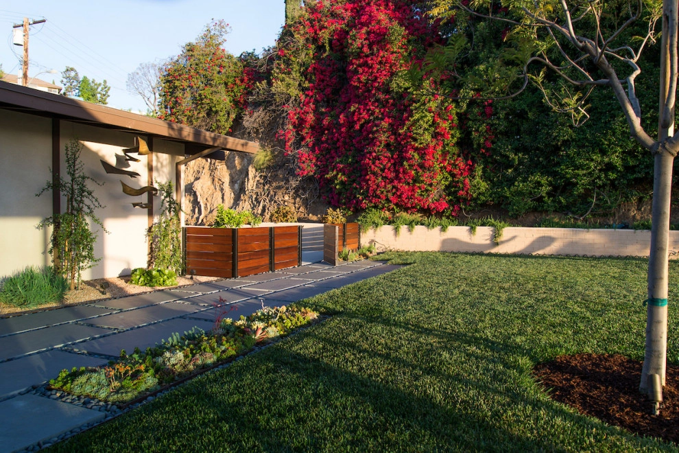 Pasadena Modern Hilltop by June Scott Design - Photo 24