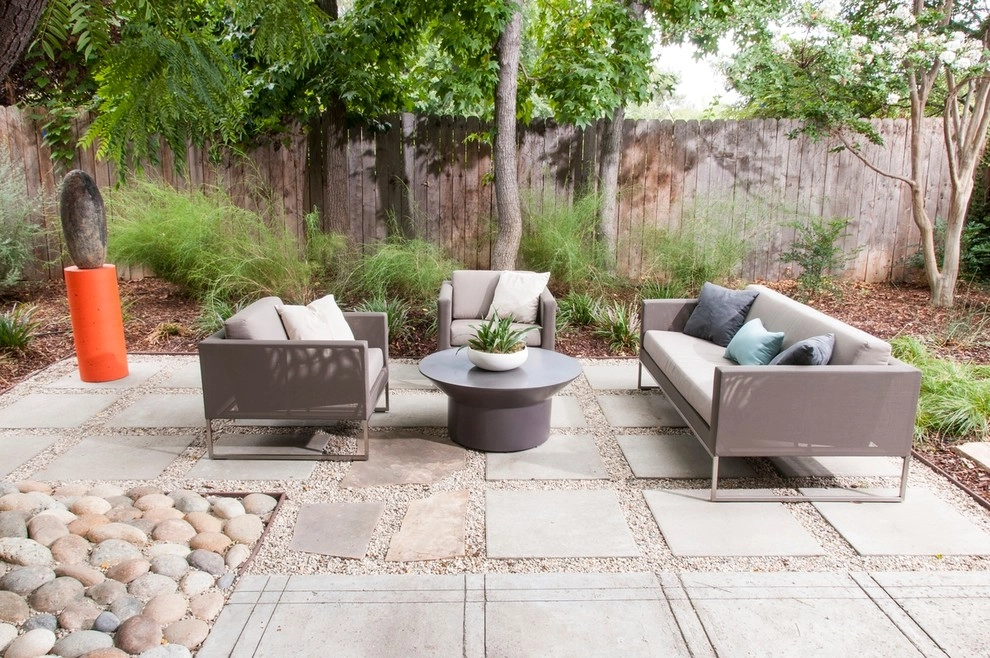 Los Angeles Contemporary Patio by June Scott Design - Photo 6