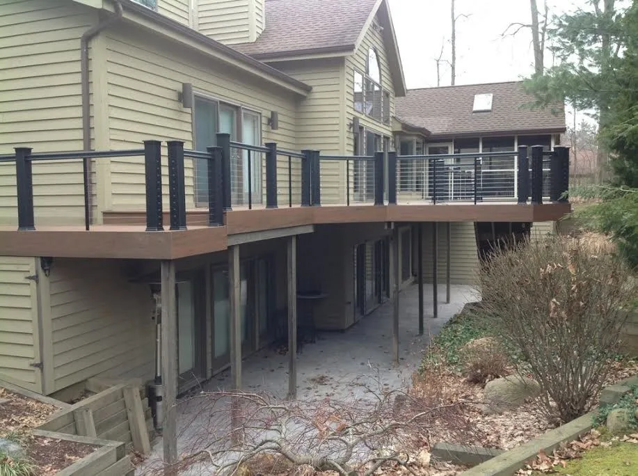 Glamorous Cluster Home Decking Mage by Medina Exteriors & Remodeling - Photo 4
