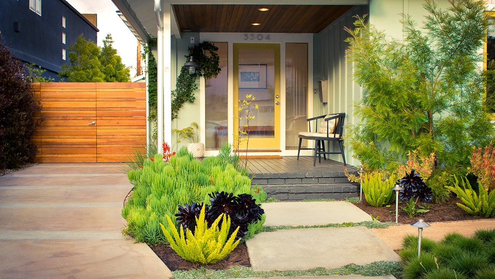 Manhatten Beach Modern Coastal Cottage by June Scott Design - Photo 4