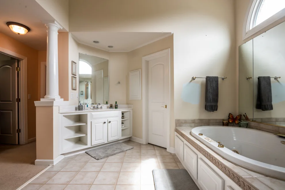 Detailed Interiors Inc. - Photo 4