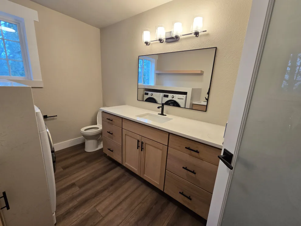 Den and Laundry Area by Bellinghamhomeworks - Photo 4