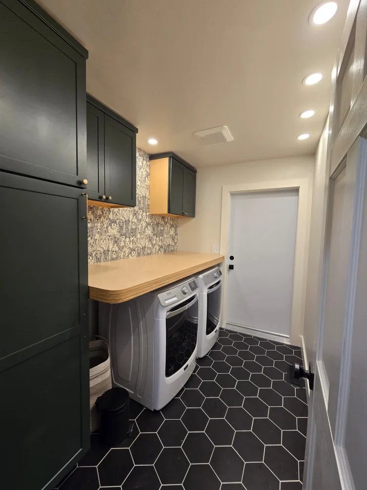 Devin's laundry room renovation project by Bellinghamhomeworks - Photo 9