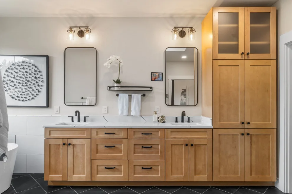 Dietz Complete Home Renovation by Dunamis Interiors Inc. - Photo 19