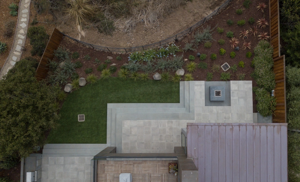 Modern Coast by K & D Landscaping, Inc. - Photo 2