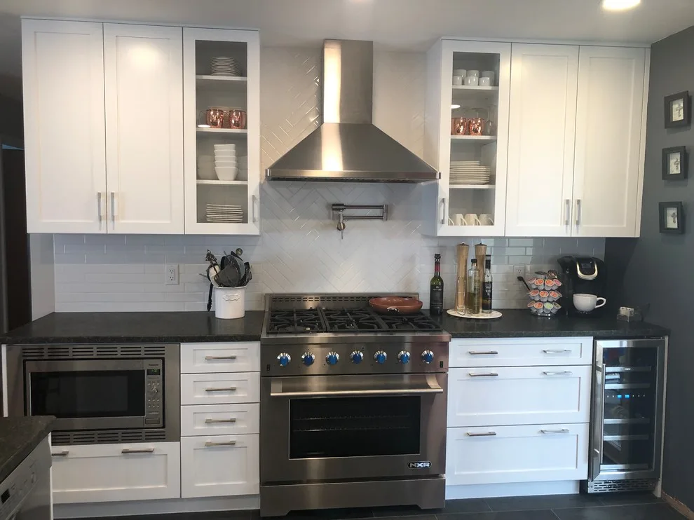 Bel Air Urban Kitchen by Whitney Garrett / Kenwood Kitchens - Photo 19