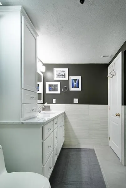 Urban Apartment by Simple Bath & Simple Kitchen - Photo 5