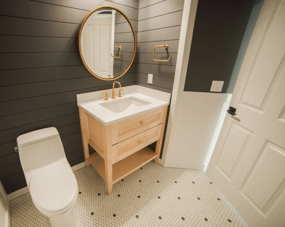 Kirkland Downtown Renovation by Remont Construction - Photo 5
