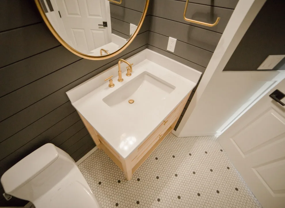 Kirkland Downtown Renovation by Remont Construction - Photo 27