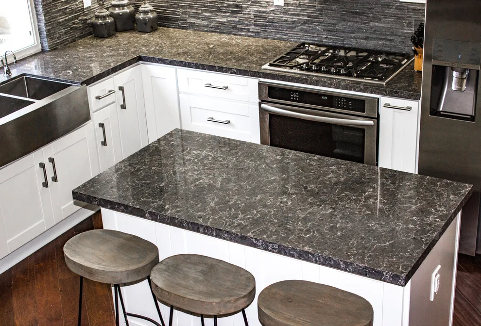 Elegant White Shaker Kitchen in Thousand Oaks by Metropolis Drafting And Construction Inc - Photo 8