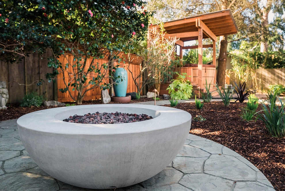 Hot Tub Habitat by K & D Landscaping, Inc. - Photo 7