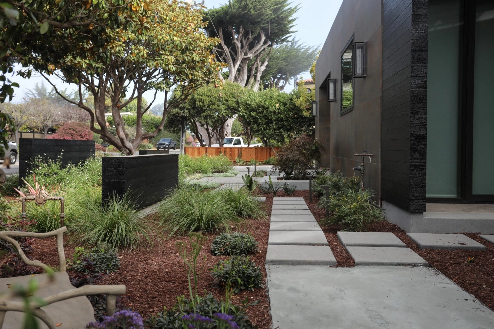 Modern Coast by K & D Landscaping, Inc. - Photo 6