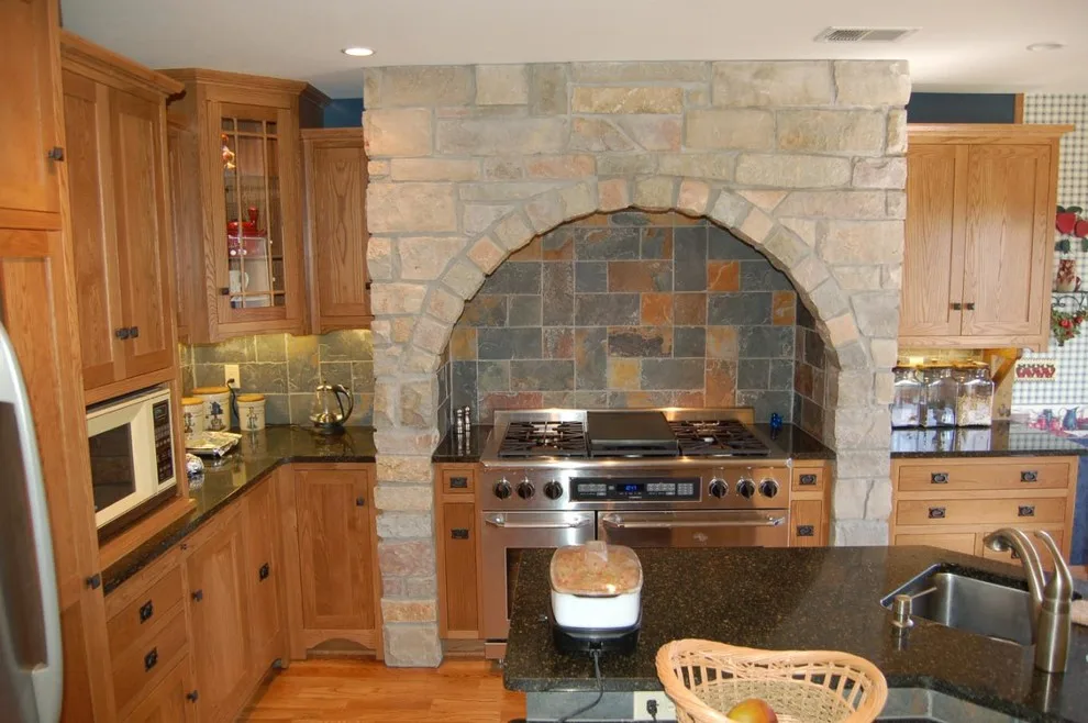 Decker Cabinets - Photo 9