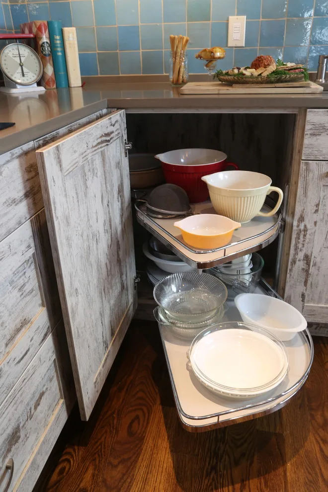 Driftwood Coastal Kitchen by Covenant Kitchens & Baths, Inc. - Photo 4
