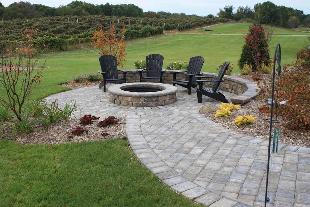 Garden Ideas by Kalamazoo Garden & Interior Design, LLC - Photo 8