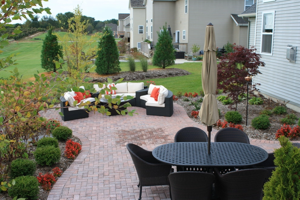 Patios & Walkways by Kalamazoo Garden & Interior Design, LLC - Photo 10