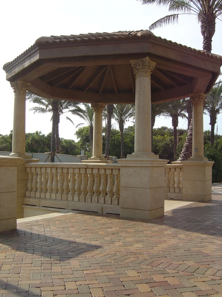 Gazebo by KAPPLE Landscape Design - Photo 5