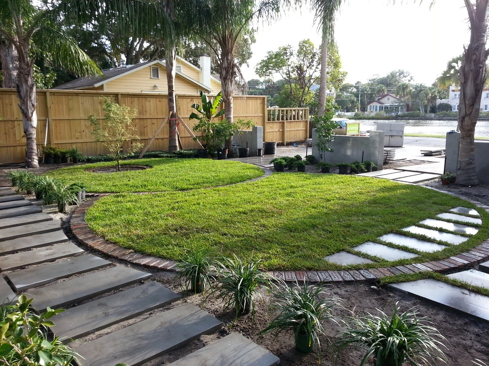 Precast Concrete by KAPPLE Landscape Design - Photo 2