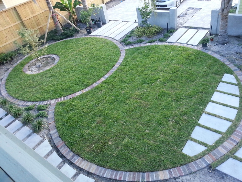 Precast Concrete by KAPPLE Landscape Design - Photo 10