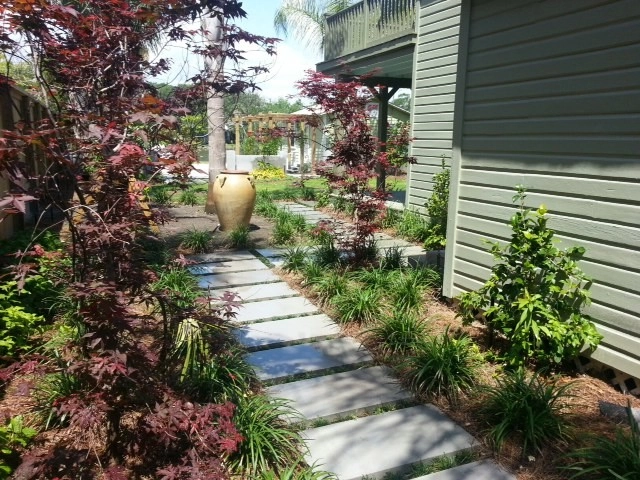 Precast Concrete by KAPPLE Landscape Design - Photo 4