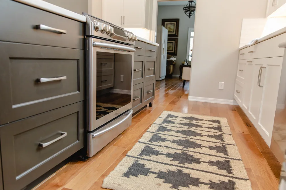 Eagle, Idaho - Complete Kitchen Renovation by CCH Design | Remodel - Photo 6