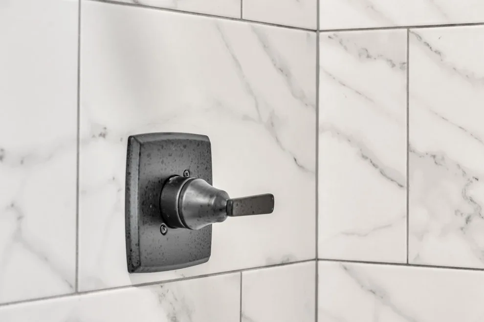 Eagle Point - Bath One by Anna Kennedy With MBS Interiors - Photo 2