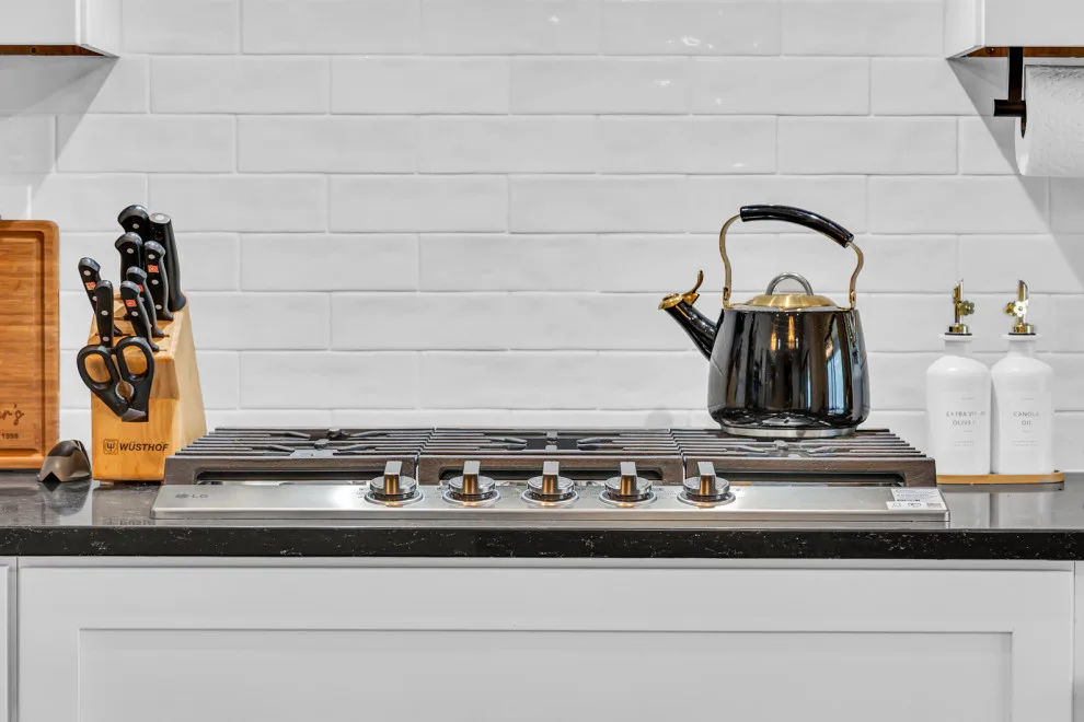 Eagle Point Culinary Storage by Anna Kennedy With MBS Interiors - Photo 16