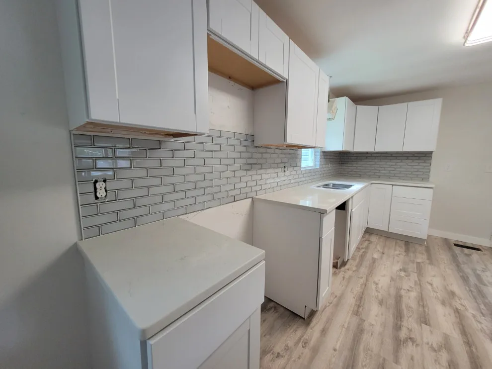 Modern Remodeling - Photo 6