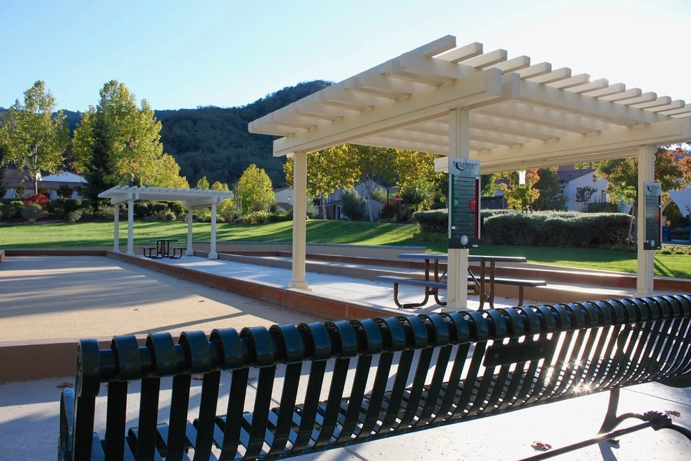 Eagle Ridge Bocce Ball Courts by Karen Aitken And Associates - Photo 4