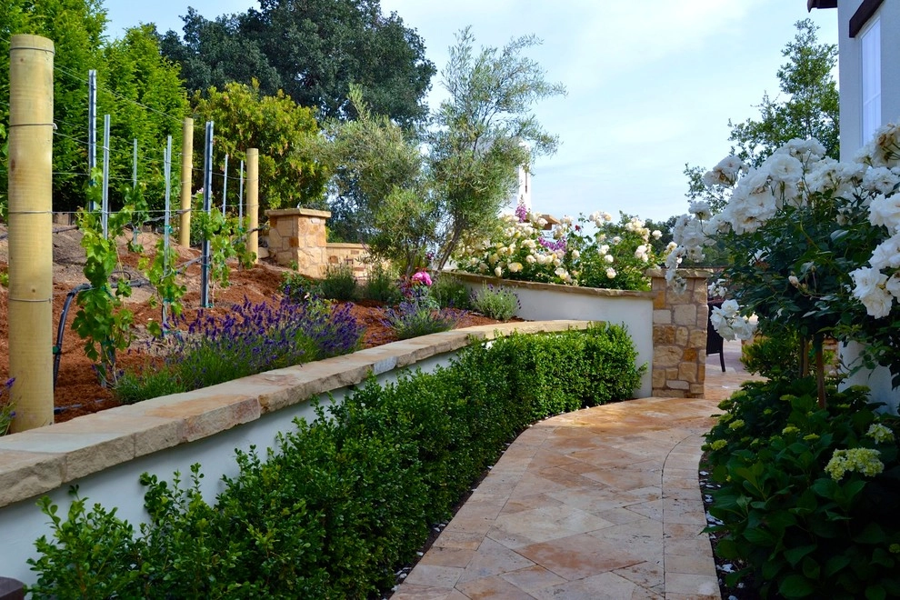 California Classic Garden Retreat by Karen Aitken And Associates - Photo 3