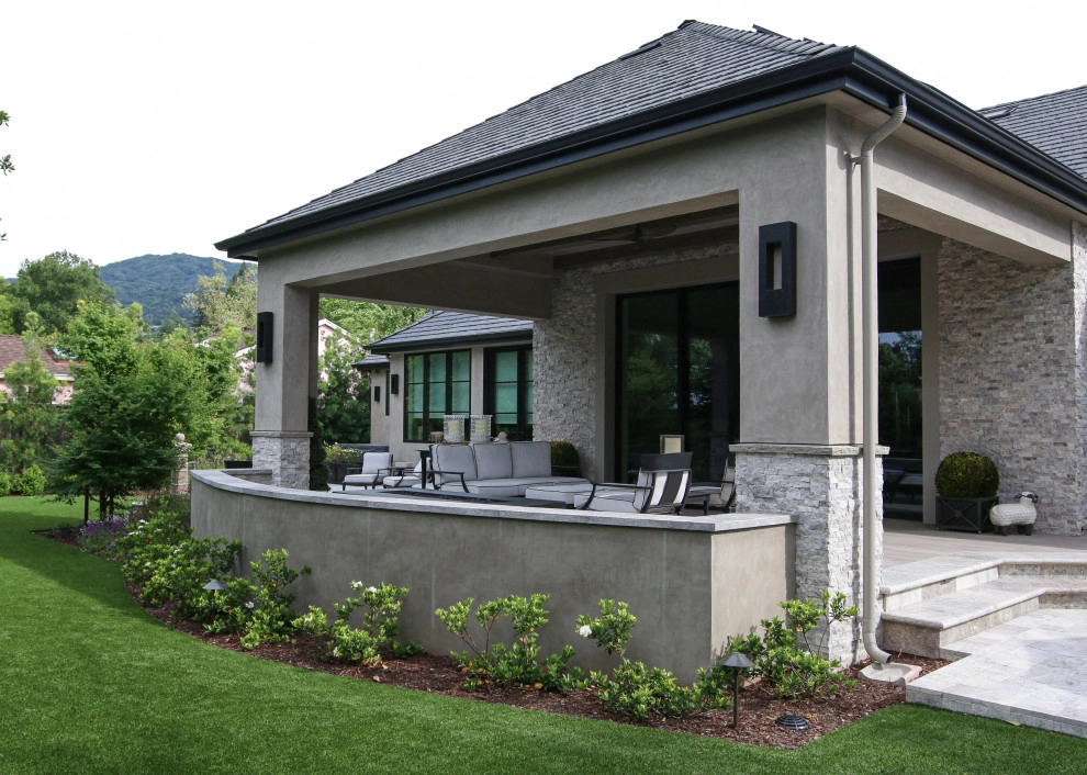 Contemporary Transitional Garden by Karen Aitken And Associates - Photo 3