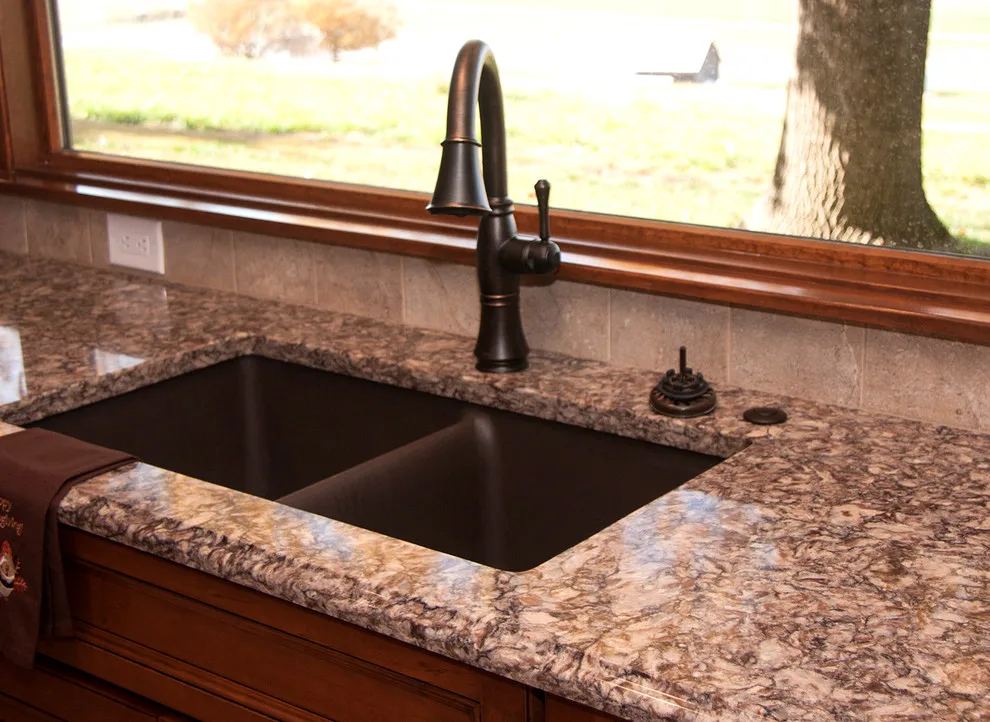 Edwardsville Sunset Hills Culinary Space by J.T. McDermott Remodeling - Photo 7